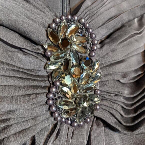 🆕NWT ADRIANA PAPEL BEAUTIFULLY STONE ADORNED EVENING DRESS - SMOKE (GRAY) - 16 - Picture 3 of 9
